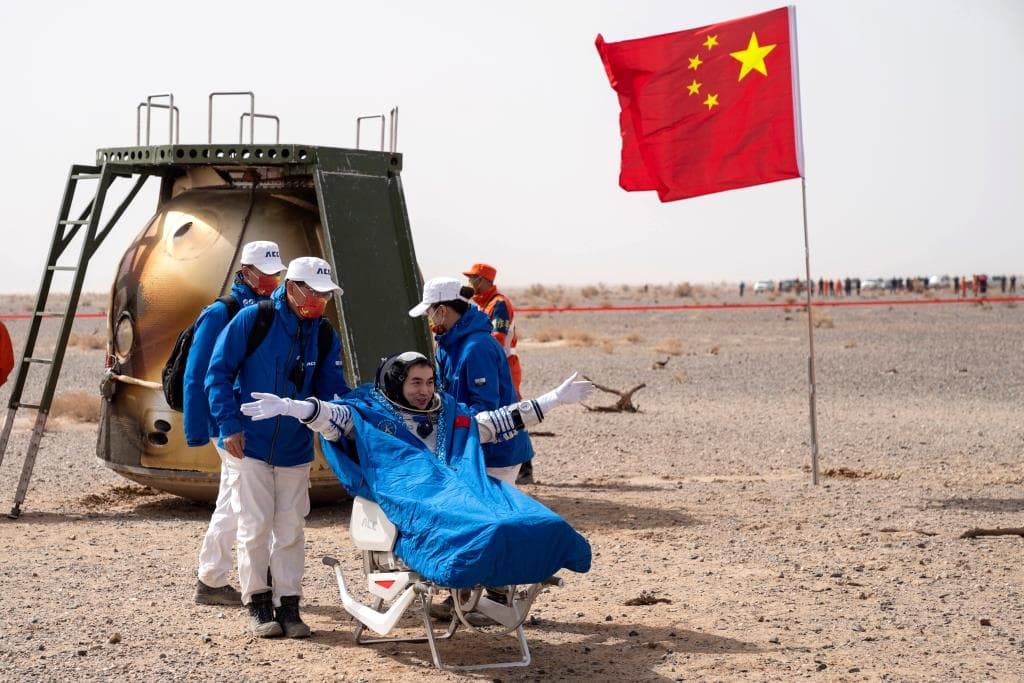 Építik tovább az Égi Palotát a kínaiak, hazai rekordot döntöttek az űrhajósaik
