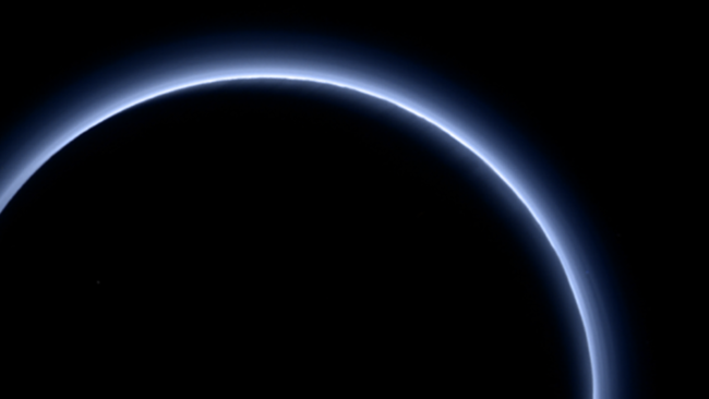 Földalatti óceánt rejthet a Pluto jeges felszíne