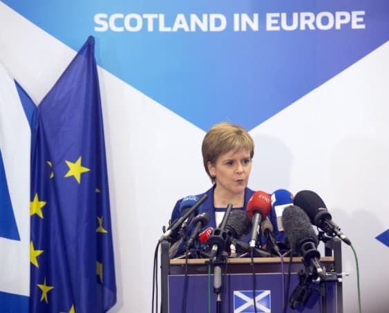 London nemet mondott a skót függetlenségi népszavazásra