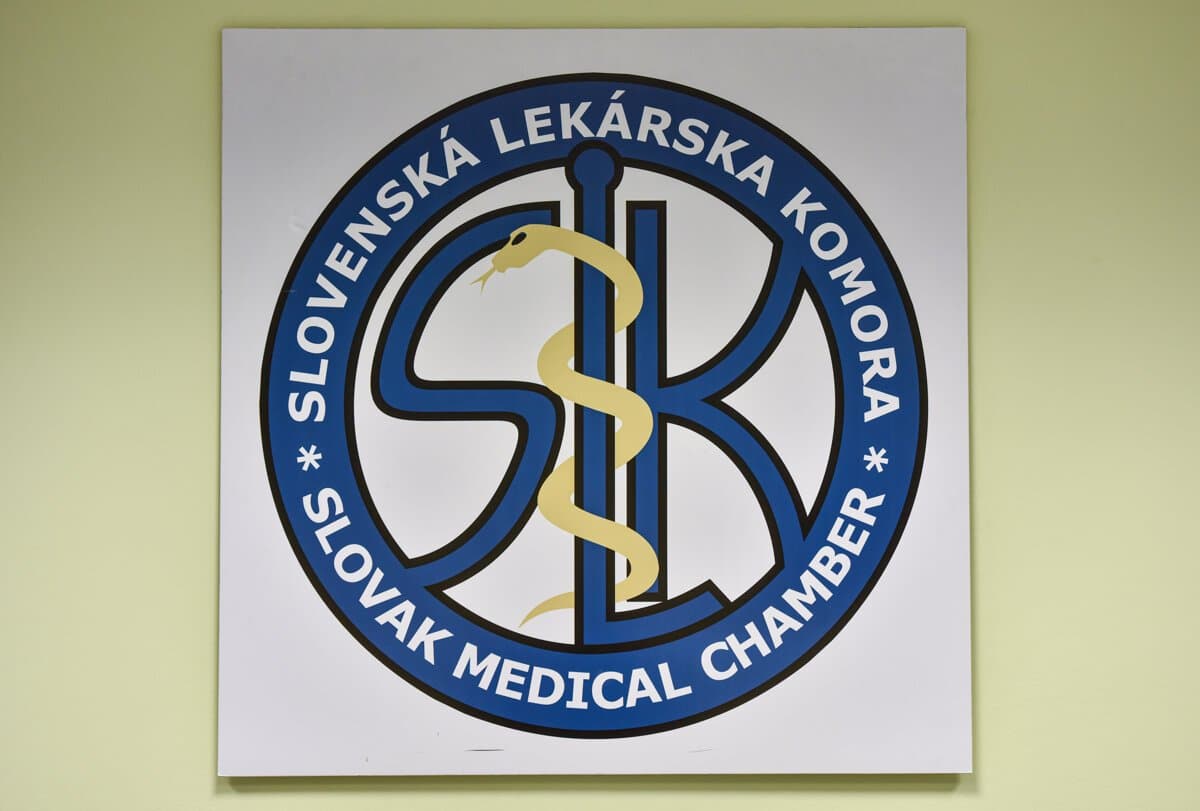 Oltakozásra szólított fel a Szlovák Orvosi Kamara új elnöke