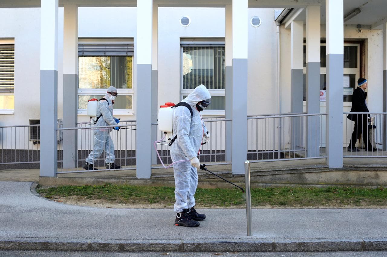 Szlovéniában hivatalosan vége a koronavírus-járványnak, az EU-állampolgárok szabadon beutazhatnak az országba