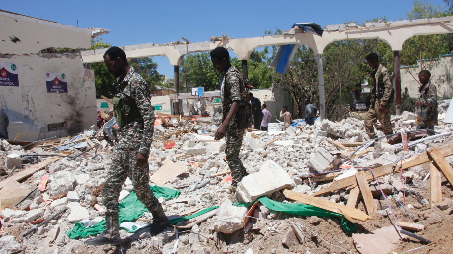 Felrobbantotta magát egy öngyilkos merénylő Mogadishuban