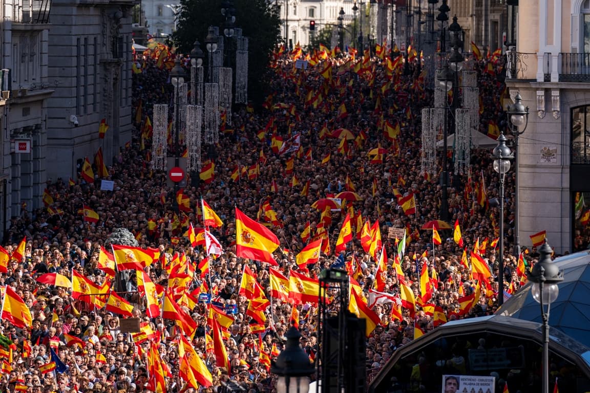 A készülő katalán amnesztiatörvény ellen tiltakoztak szerte Spanyolországban
