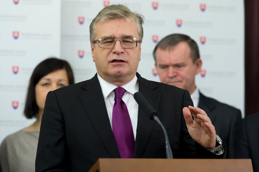 Ivan Švejna és Ondrejcsák Róbert nem indul a parlamenti választáson