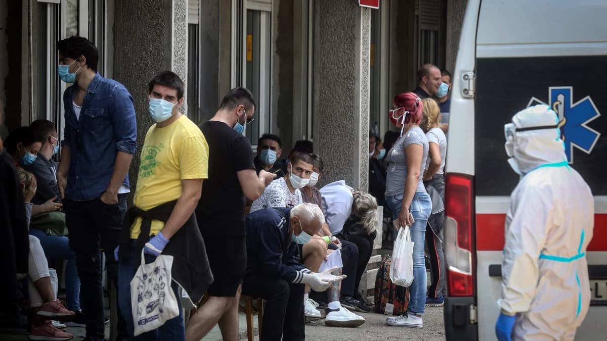 Montenegróban minden nyolcadik fertőzött a turisták közül kerül ki