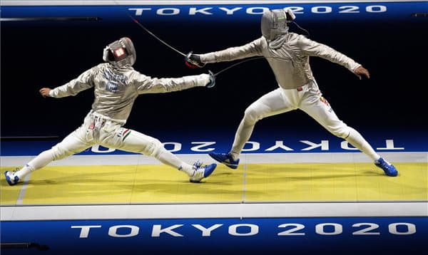 Tokió 2020: Szilágyi Áron nyolcaddöntős férfi kardban, a világbajnok Szatmári András kiesett