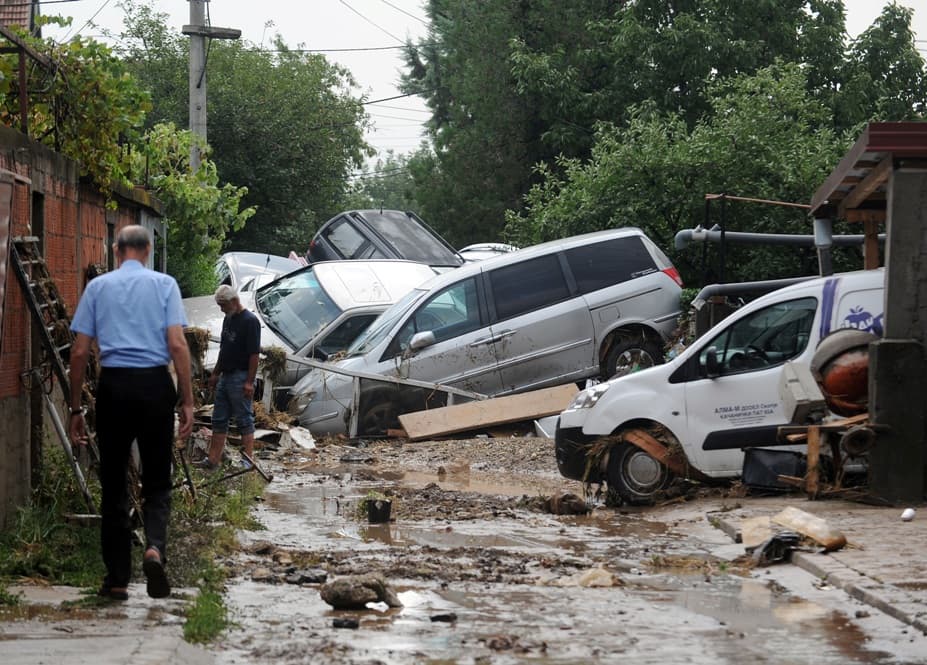 ÍTÉLETIDŐ: Egy négyzetméterre 93 liter víz esett Szkopjéban, legalább 15 halott