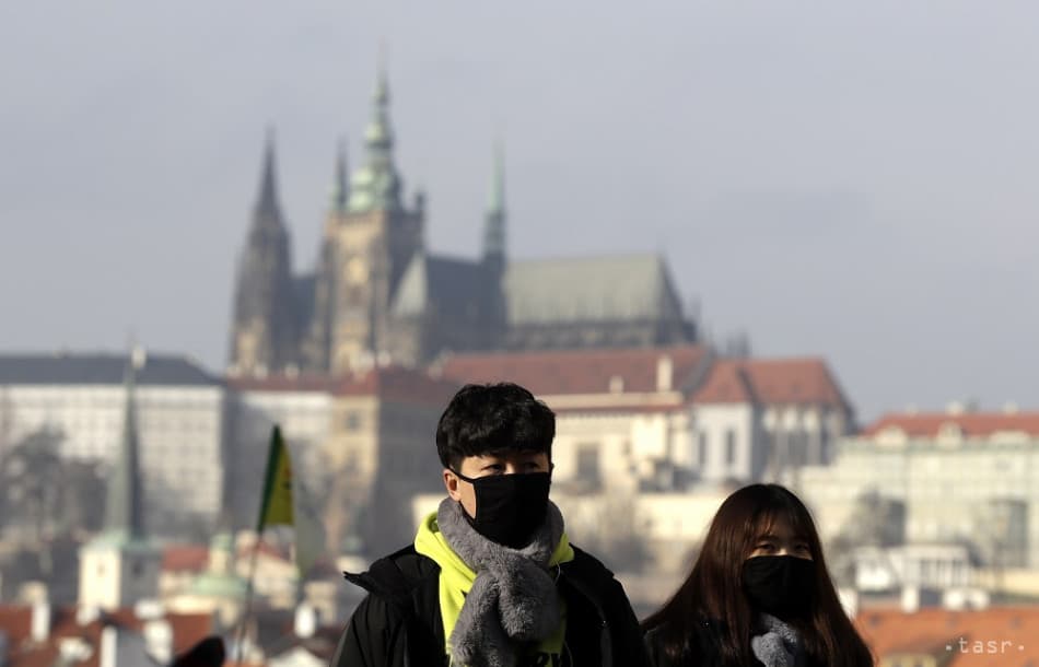 Csehországban újra felgyorsult a járvány, közel tíz százalékkal nőtt a fertőzöttek száma egy nap alatt