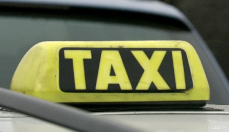 Megütötte utasát az ismert taxisvállalat sofőrje – állítólag már nem először érkezett rá panasz