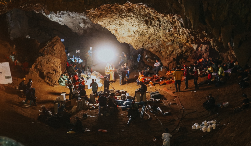 Már látogatható a thaiföldi barlang, melyből tavaly nyáron kimentették a gyerekfocicsapatot