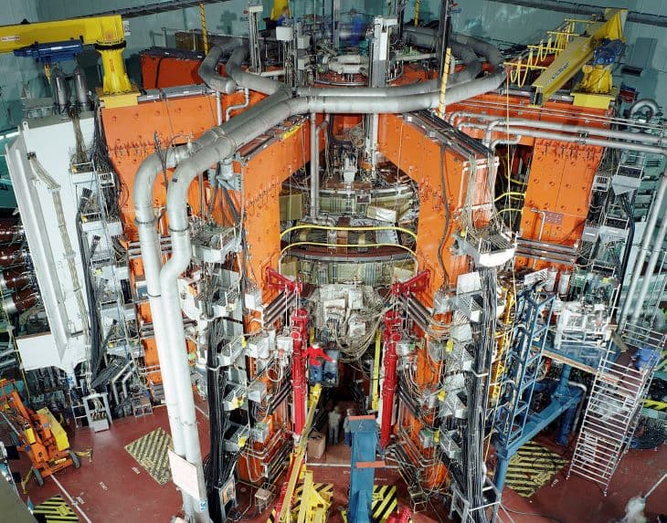 Megdöntötte az egy plazmakisülésben megtermelt fúziós energia világrekordját a JET berendezése
