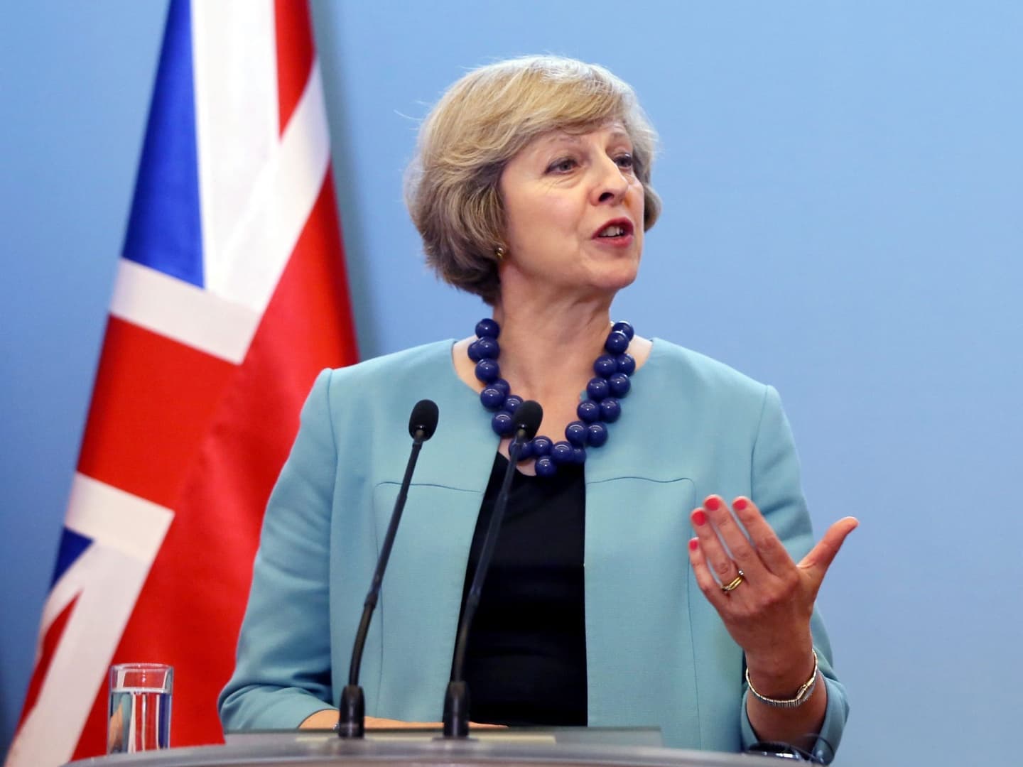 Theresa May: a megállapodás ellenzői álljanak elő alternatív megoldással!