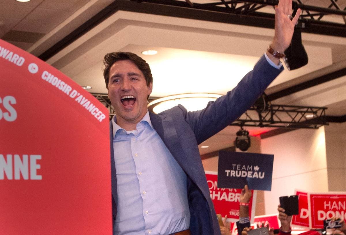 Fenyegetést kapott, ezért golyóálló mellényben kampányolt a liberális kanadai kormányfő