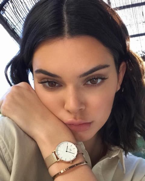 Kendall Jenner melleiben gyönyörködhetnek a férfiak az Instagramon (18+)