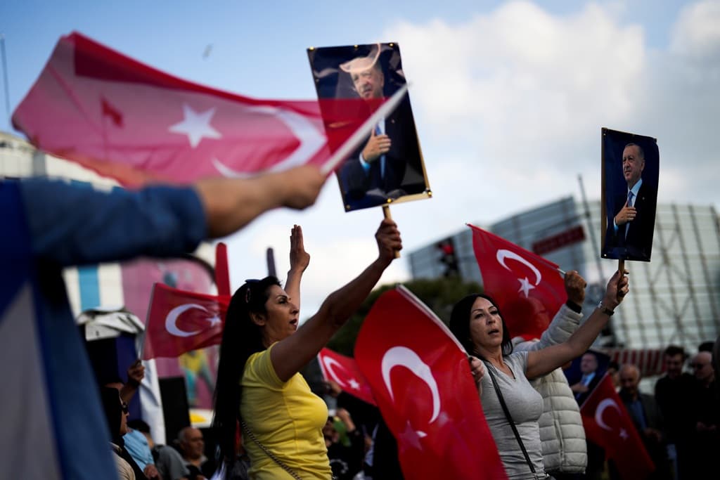 Török választások: Ma tartják az elnökválasztás második fordulóját