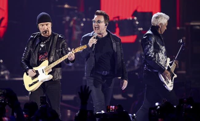 A U2 tízmillió eurót adományoz a koronavírus-járvány elleni küzdelemre