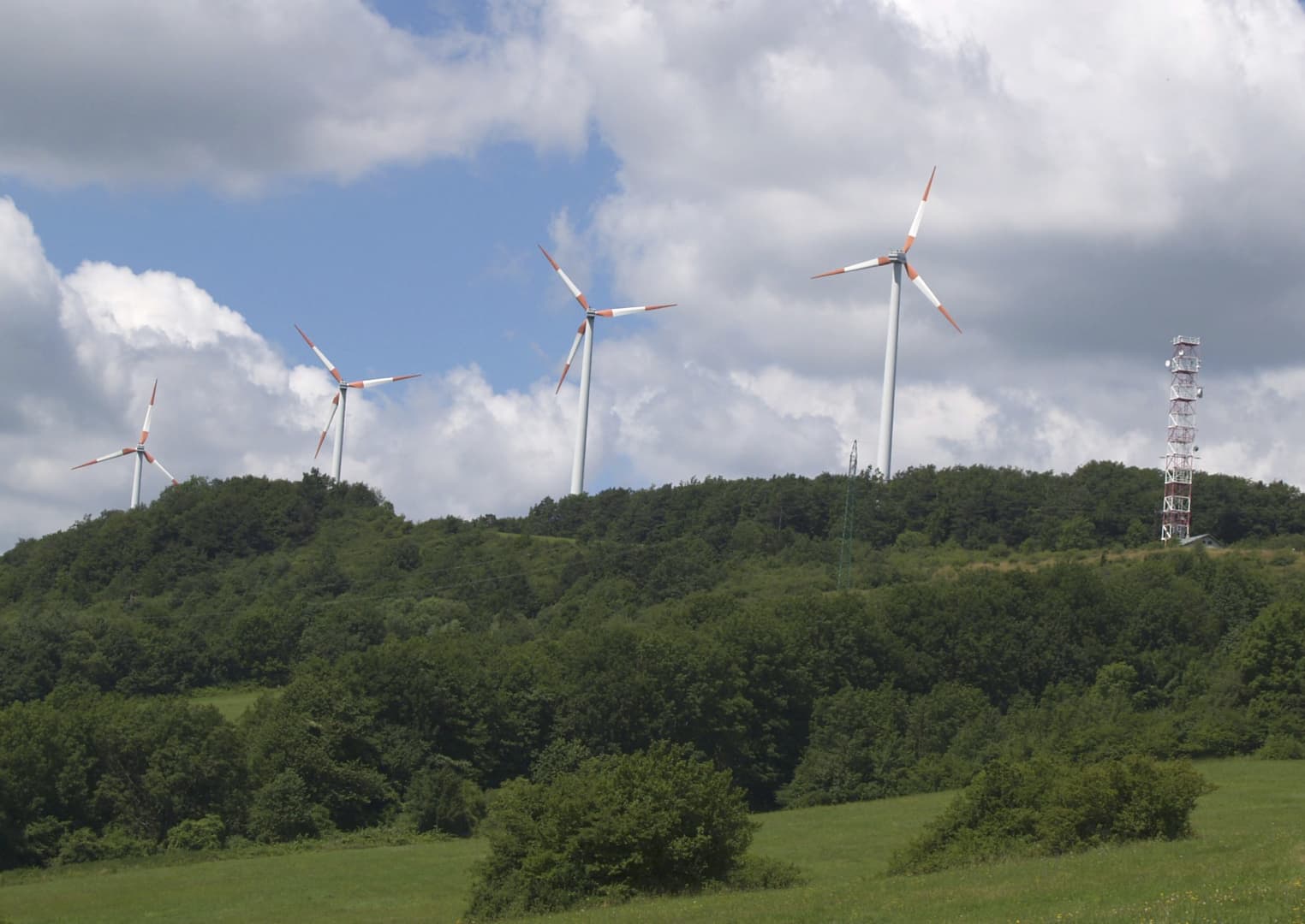 A német áramfelhasználás közel felét megújuló energiaforrások fedezték az idén