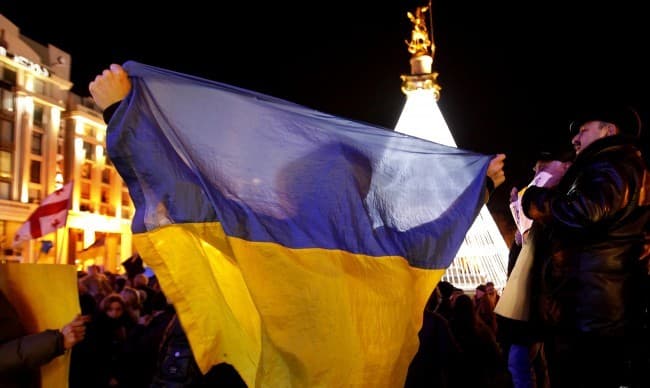 Megkezdődtek a választások a kelet-ukrajnai szakadár területeken