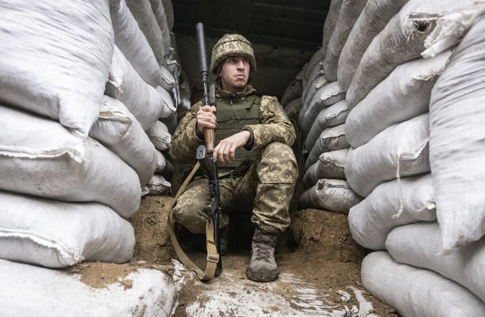 Az Egyesült Államok 820 millió dollárnyi új katonai segélyt nyújt Ukrajnának
