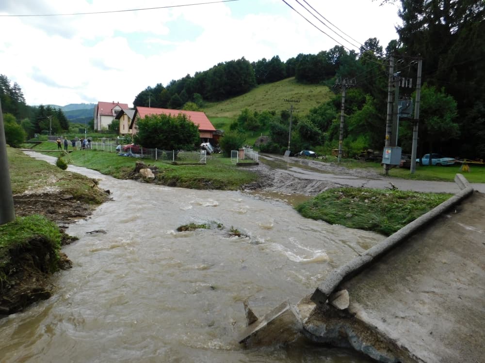 Az áradások miatt rendkívüli helyzetet hirdettek Bélapatakán