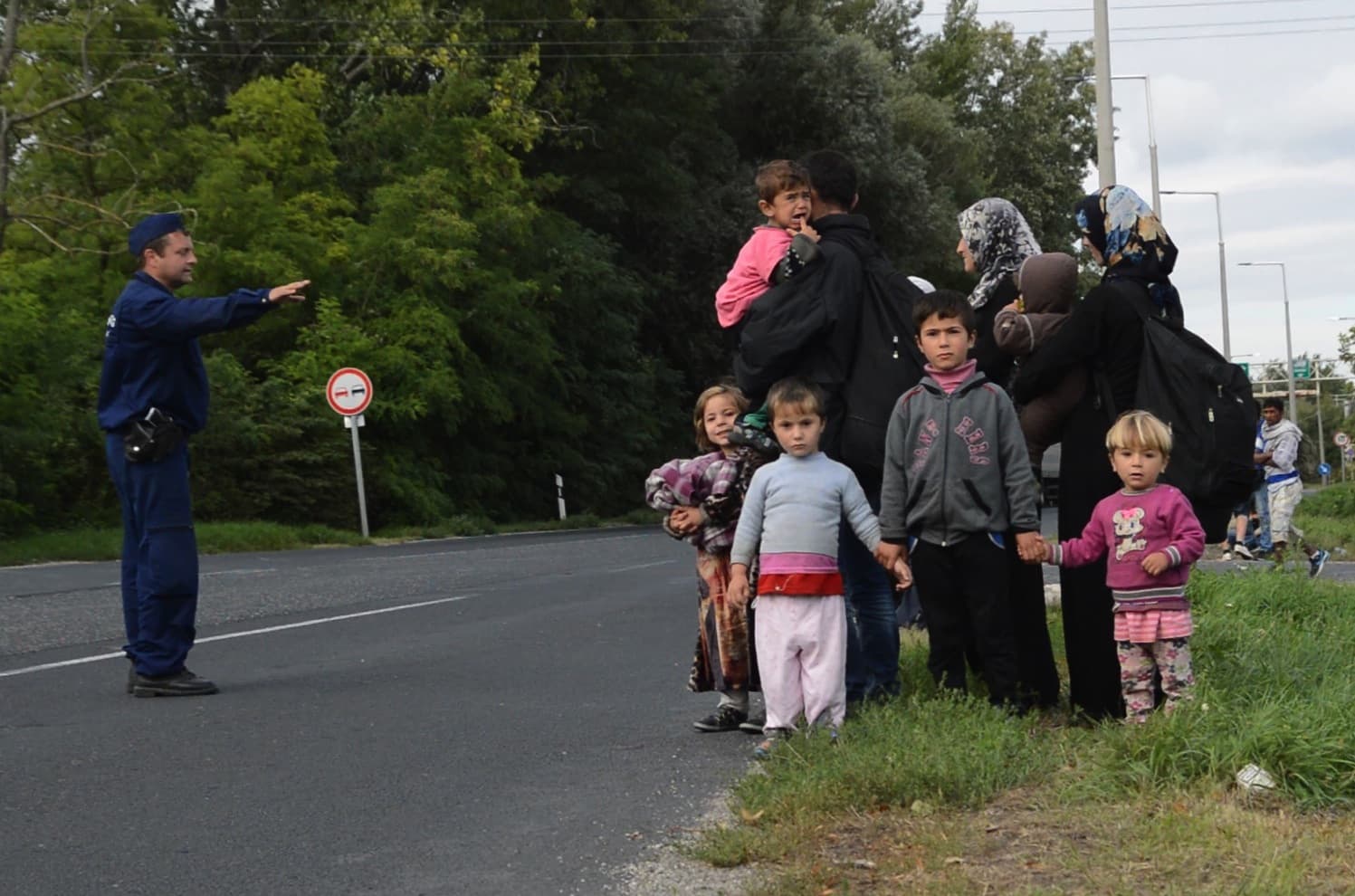 Sokan elhagyták a szlovák-magyar határon lévő vámosszabadi menekülttábort