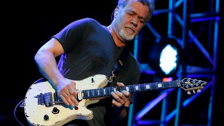 Meghalt a legendás gitáros, Eddie Van Halen