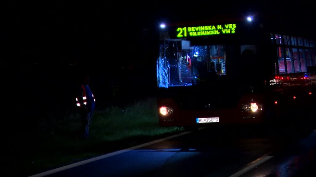Városi busz gázolt halálra egy 57 éves nőt Pozsonyban