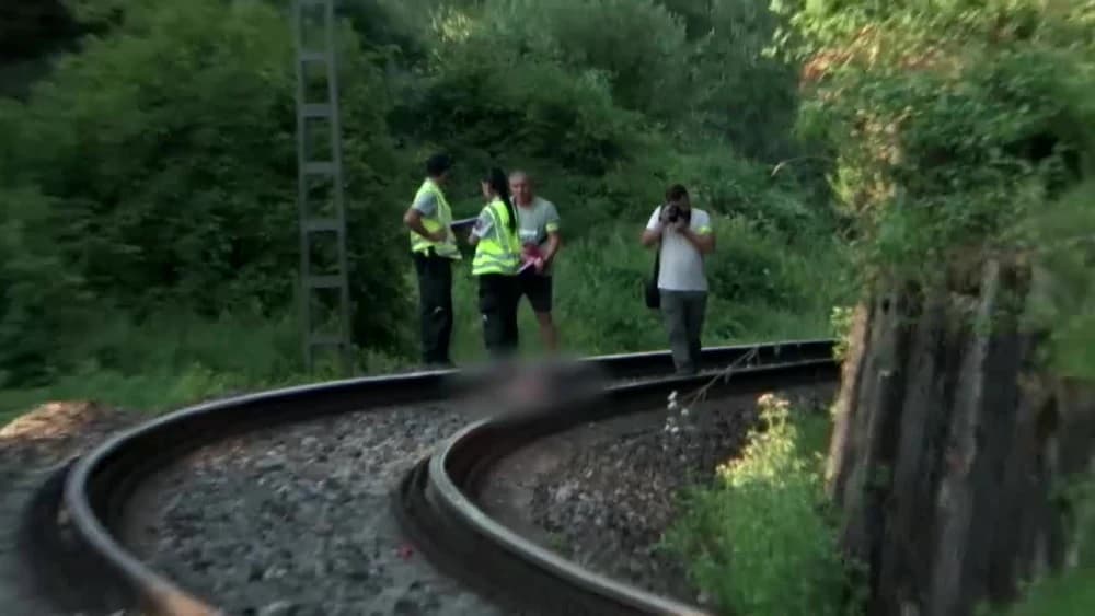 Vonat gázolt halálra egy 34 éves férfit, csak a telefonja volt nála