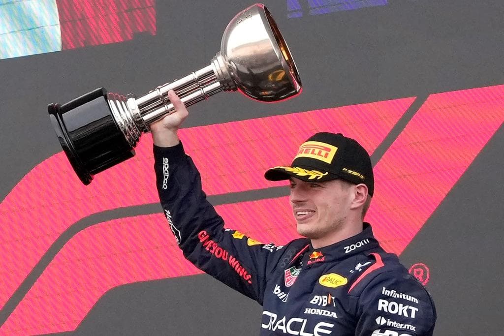 Japán Nagydíj - Verstappen vezérletével kettős Red Bull-siker Szuzukában