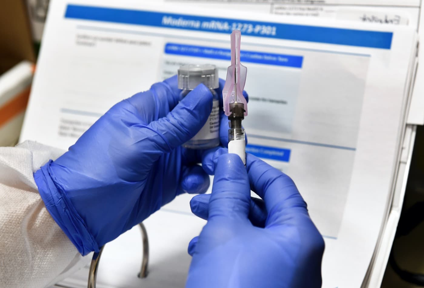 A WHO rugalmasságot kér a Pfizer/BioNTech két vakcinájának adagolási határidejével kapcsolatban