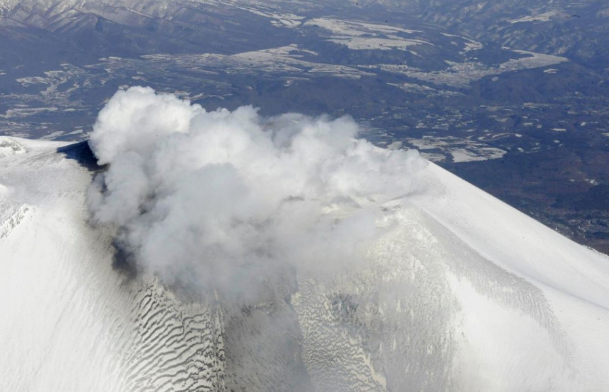 Kitört Új-Zélandon a fehér-szigeti vulkán -  többen eltűntek, sérültek is vannak
