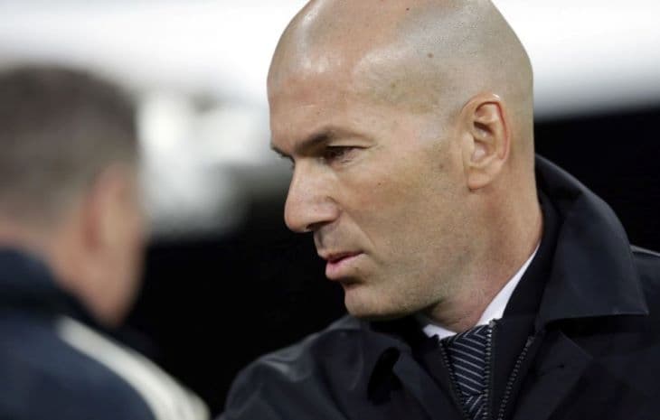 Zidane-t bosszantja, hogy azt hallja, a bírók a Realt segítik