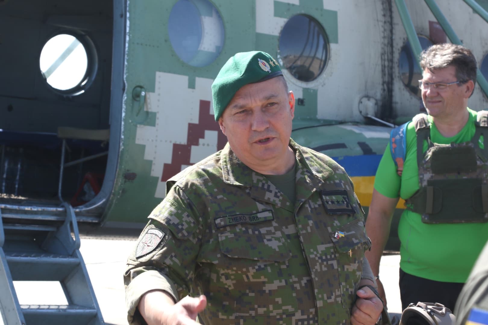 A dél-ukrajnai frontra látogatott a szlovák vezérkari főnök